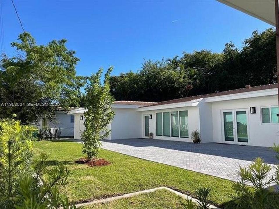 1st image of 5352 Orduna Dr #Townhouse 5352