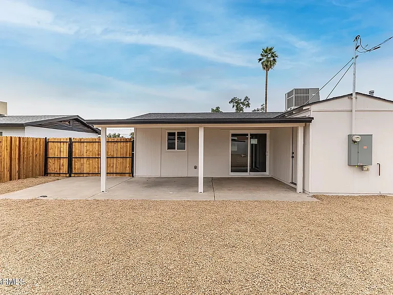 3234 E Marilyn Rd — Photo 8
