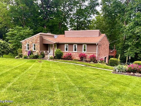 4th image of 674 Old Mill Stream Ln