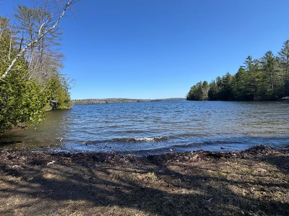 78 Martin Road, Saint Albans, ME 04971
