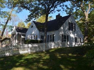 17 Cedar Point Dr, Williams Bay, WI 53191