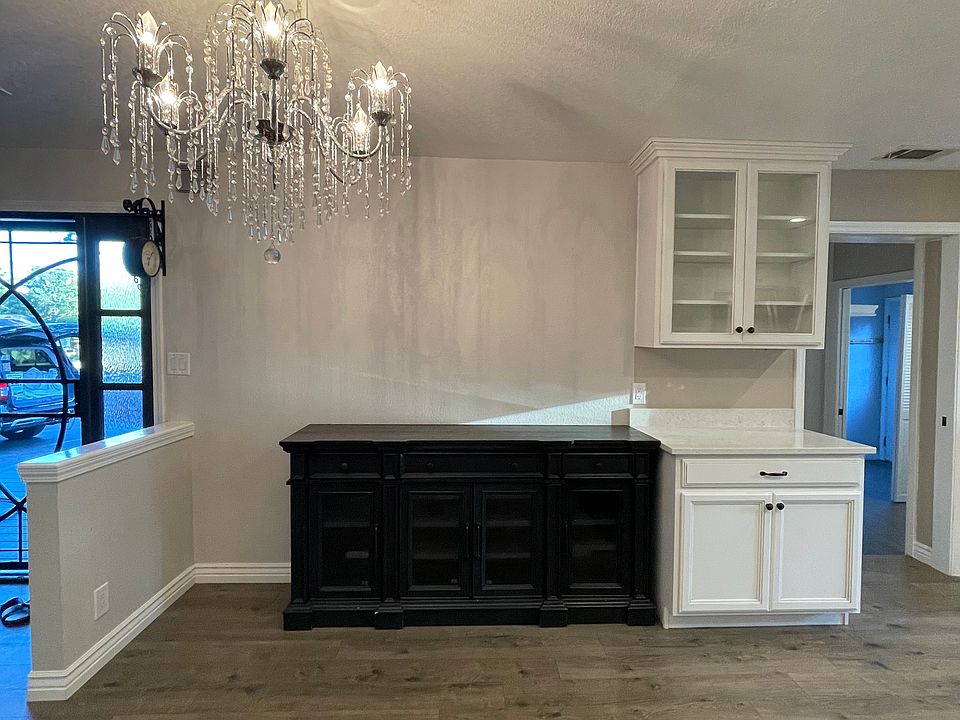 1st image of 2971 Bonnie Ln