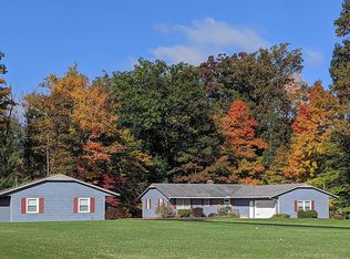 12456 Robson Rd, Grafton, OH 44044