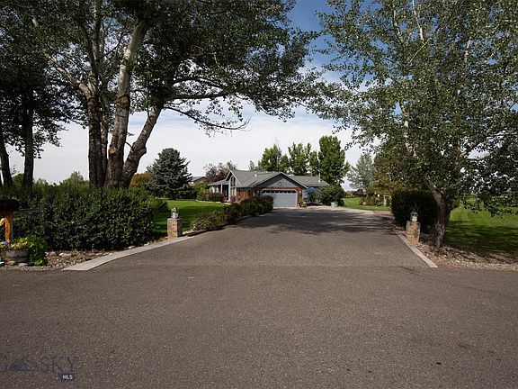 5th image of 585 Painted Canyon Dr