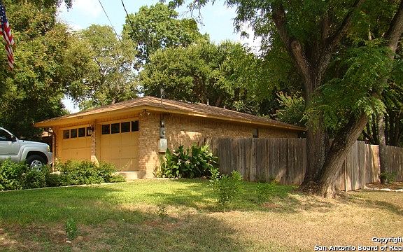 2nd image of 8139 Woodcliff Blvd