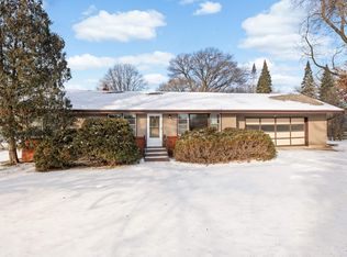 303 Dennison Ave, Shoreview, MN 55126