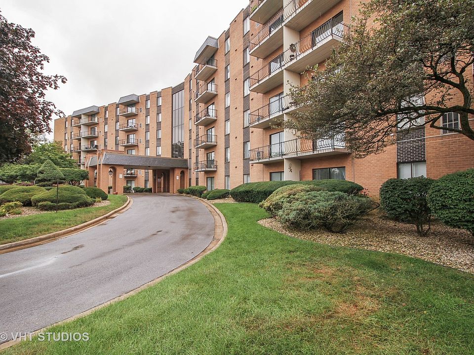 1st image of 900 W Sunset Dr APT 206