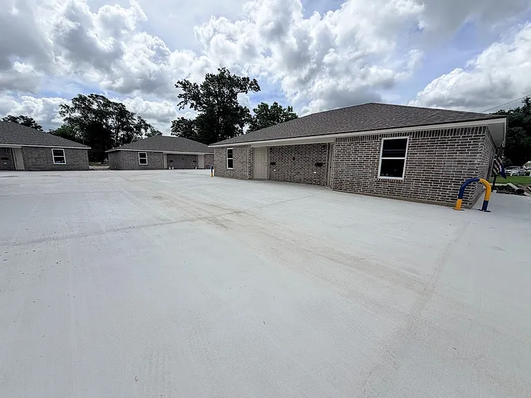 3715 Common St — Photo 21
