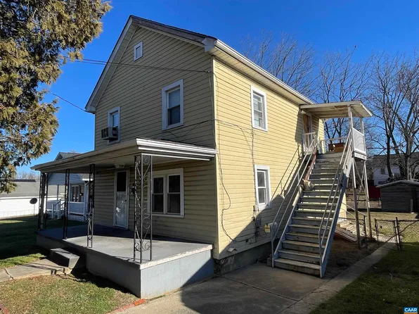 756 Sherwood Ave, Waynesboro, VA 22980