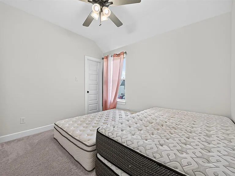 3180 Stingray Cove Dr — Photo 40