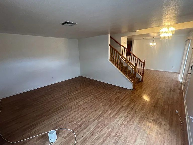 8112 Autumn Star Ave — Photo 6