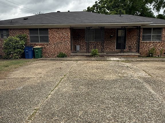 2nd image of 4901 Hickory Ave APT B