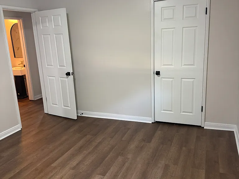 302 Mamie St — Photo 9