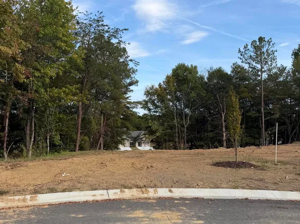 57 Northside Dr NW, Cleveland, TN 37312