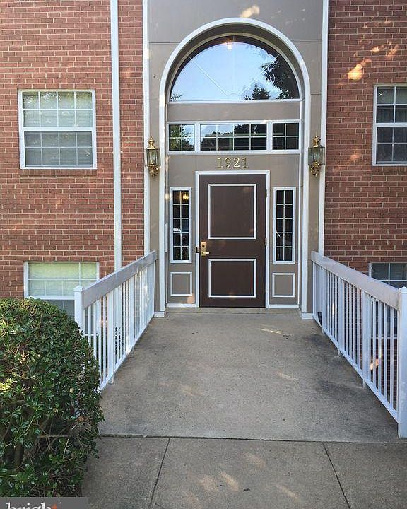 1st image of 1921 Wilson Ln APT 302
