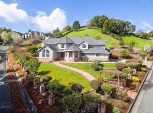 45 Oak Valley Dr, Novato, CA