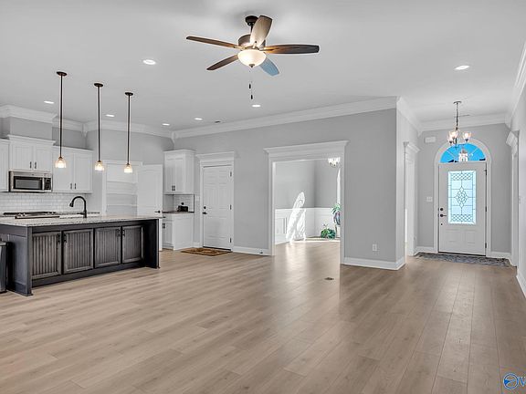 3rd image of 26413 Ashland Ridge Ln