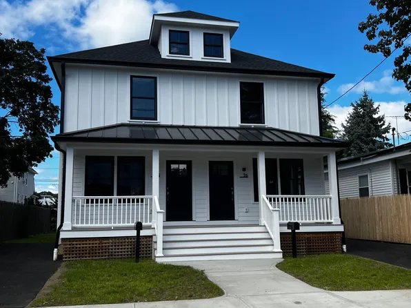 78 Hanford Ave, Bridgeport, CT 06605