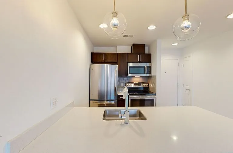 1115 H St NE #303 — Photo 24