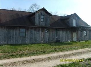 697 Boyd Rd, Sandy Lake, PA 16145