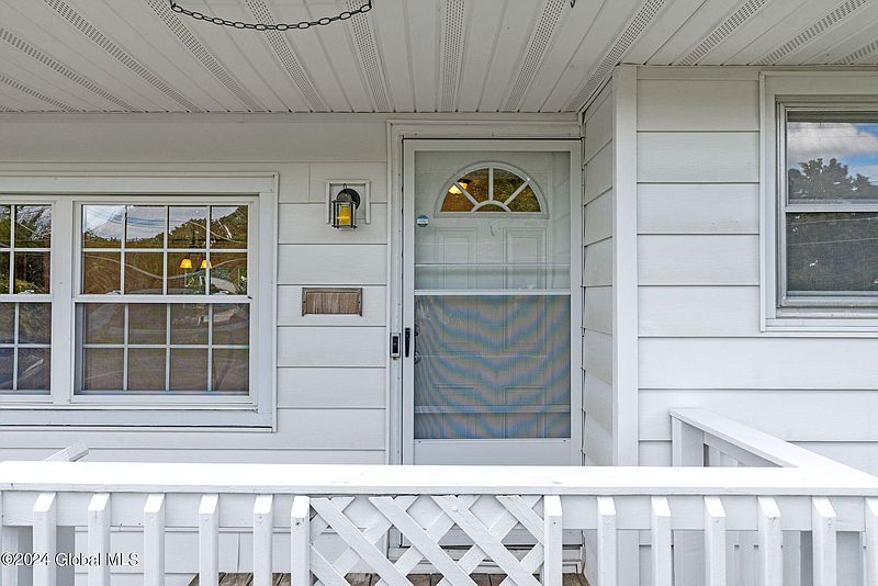 3rd image of 150 Marion Avenue