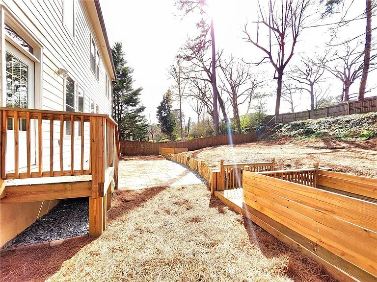 1112 Shepherds Ln — Photo 44