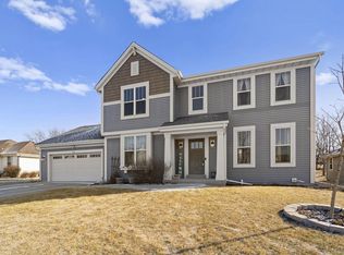 709 Chadwick Dr, Watertown, WI