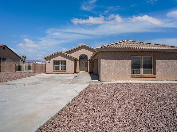 3rd image of 8588 Bolero Dr