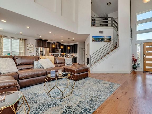 3rd image of 1509 Casa Dr