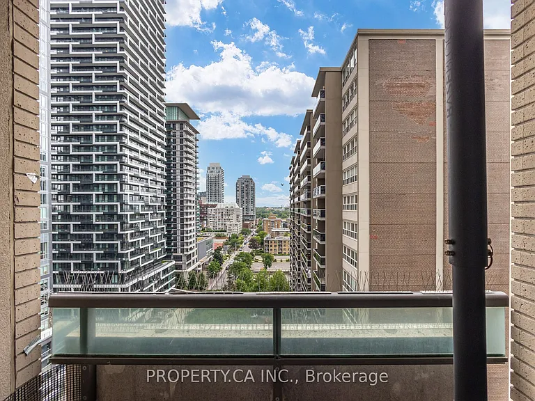 88 Broadway Ave #1407 — Photo 17