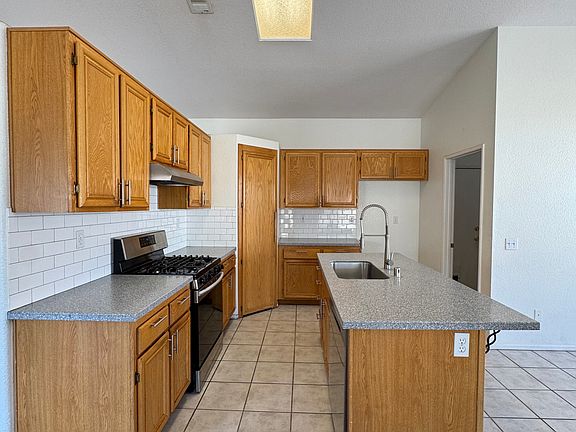 5th image of 12749 Alexia Way