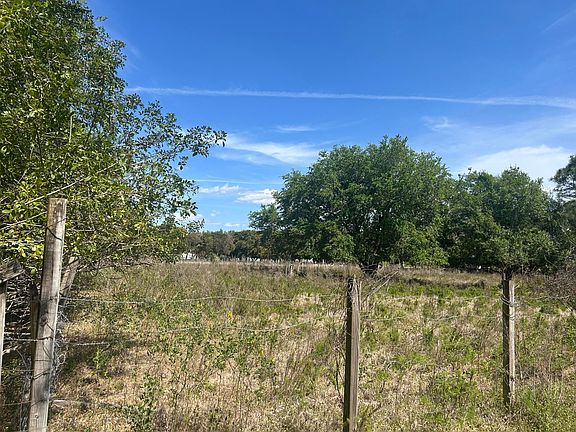 4th image of 4810 Windmill Road