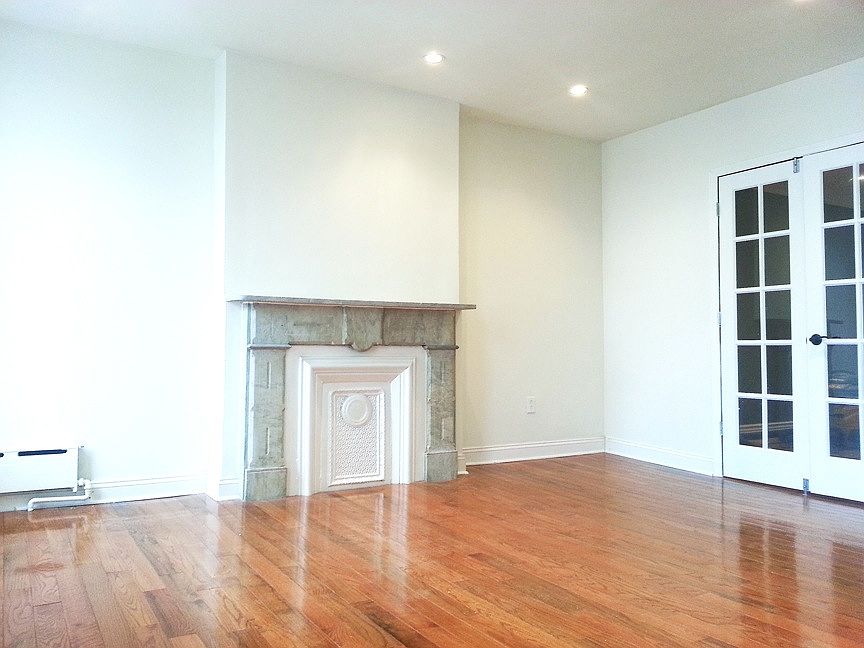 2nd image of 450 Myrtle Ave APT 4