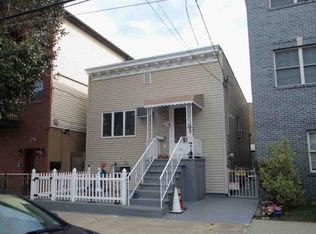 32 Giles Ave, Jersey City, NJ 07306