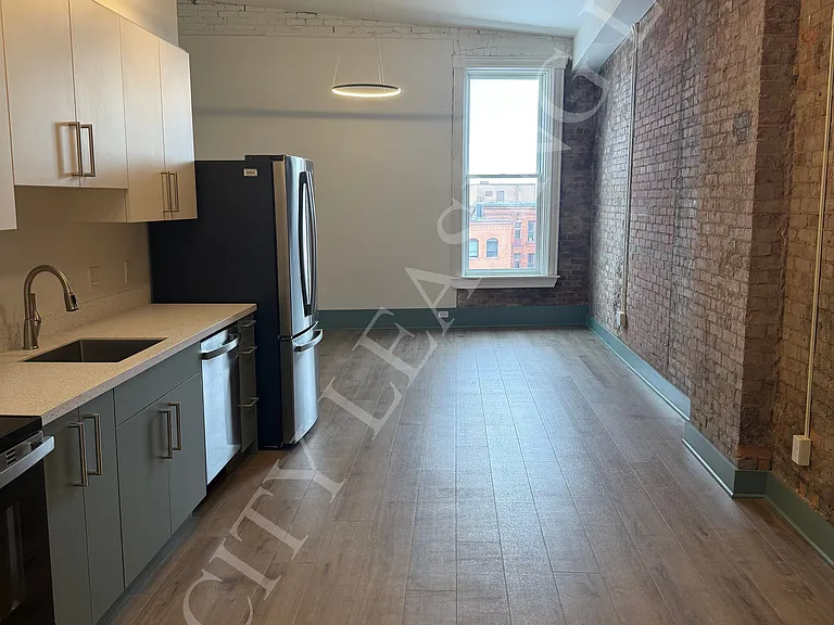 Hive @ 151 Saint Paul St — Photo 60