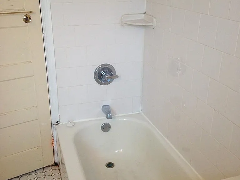 752 N Taylor St — Photo 10