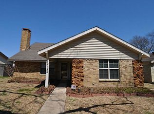 2913 Chariot Ln, Garland, TX 75044