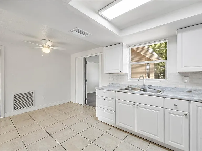 10803 Hyssop St — Photo 12