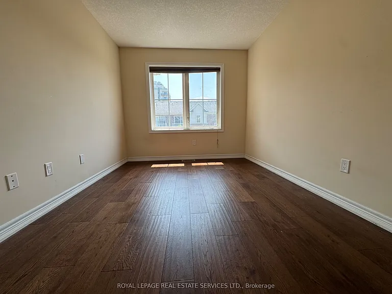 181 Plains Rd W #47 — Photo 26