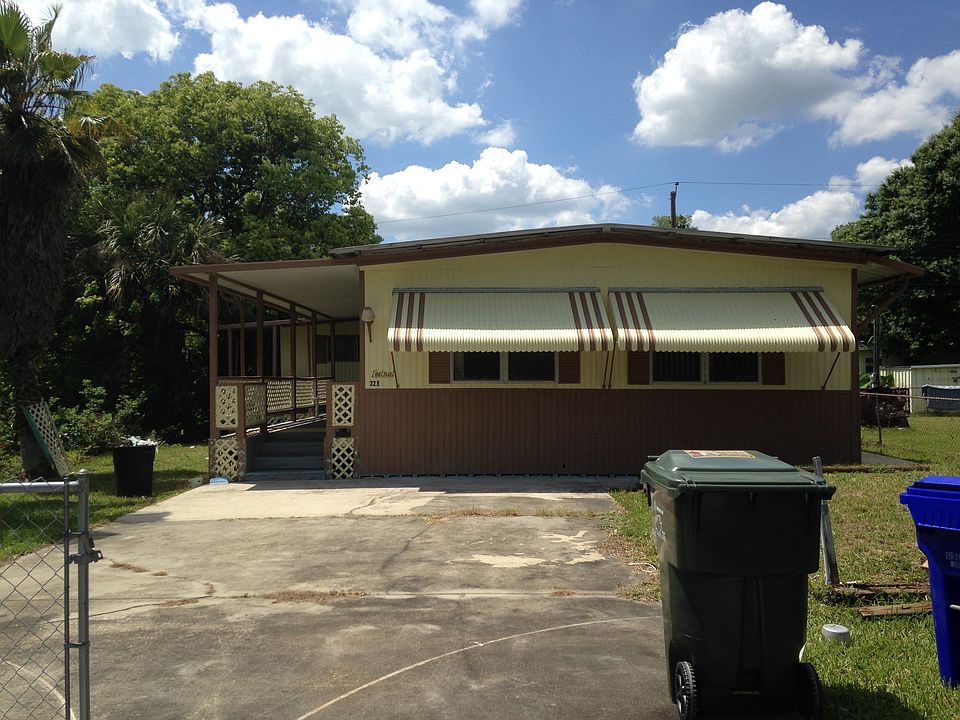 1st image of 225 Twin Lakes Cir