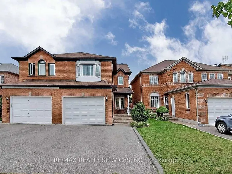 6897 Bansbridge Cres — Photo 19