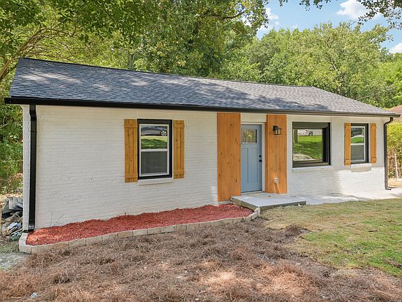 4th image of 2908 Diana Dr SW