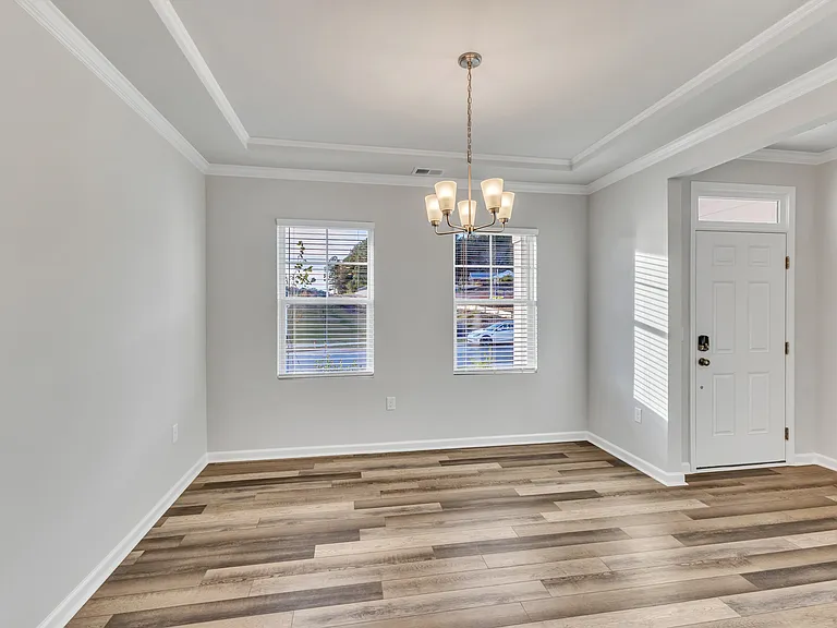 3808 Mason Bluff Dr — Photo 6