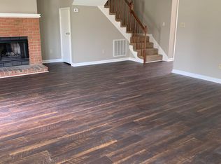 802 Hillsboro Ln, Helena, AL 35080