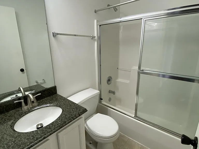 2048 Peine Forest Dr — Photo 10