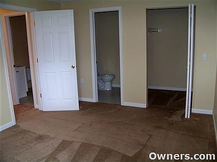 Master bdrm/half bath & closet
