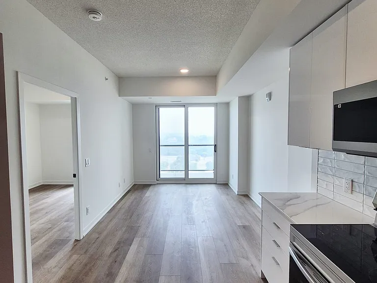 33 Erie Ave #1603 — Photo 6