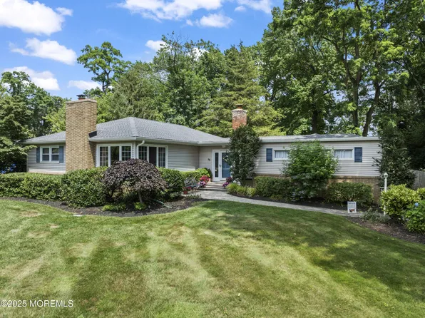 96 Leedsville Drive, Lincroft, NJ 07738