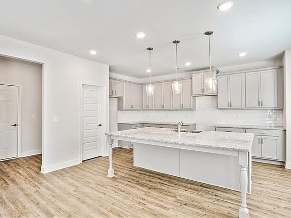6th image of this home