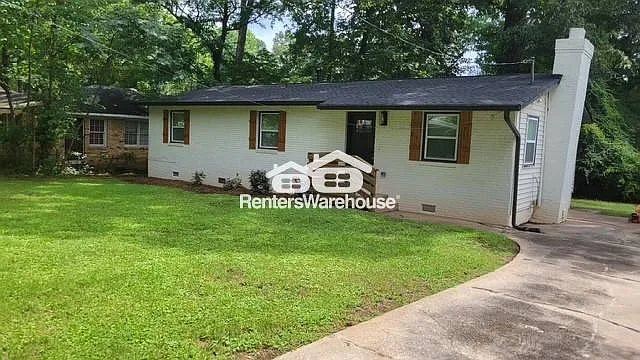 1700 Shirley St SW — Photo 1